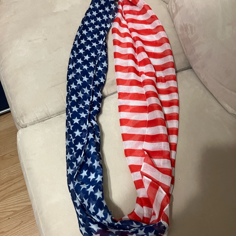 American Flag Pattern Scarf